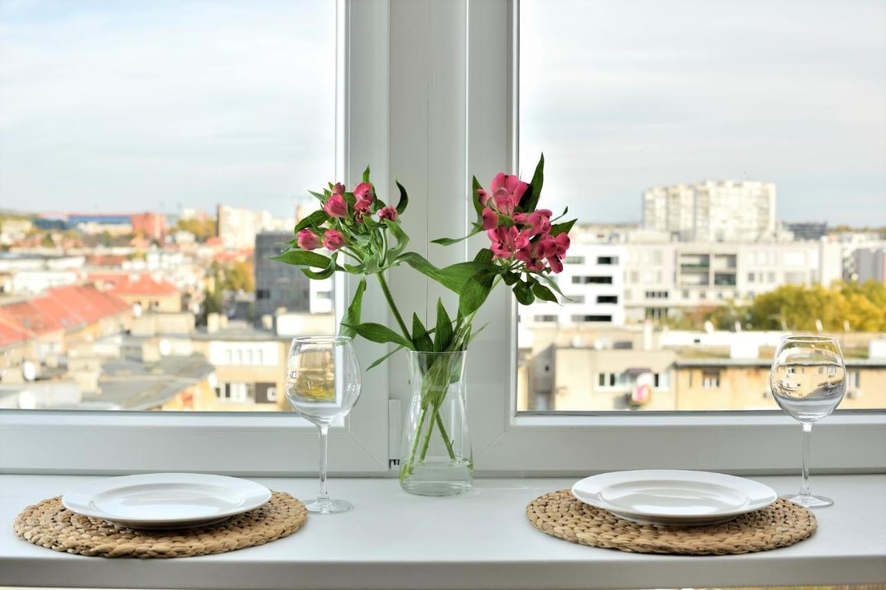 Apartment Myhome Zagreb Bagian luar foto