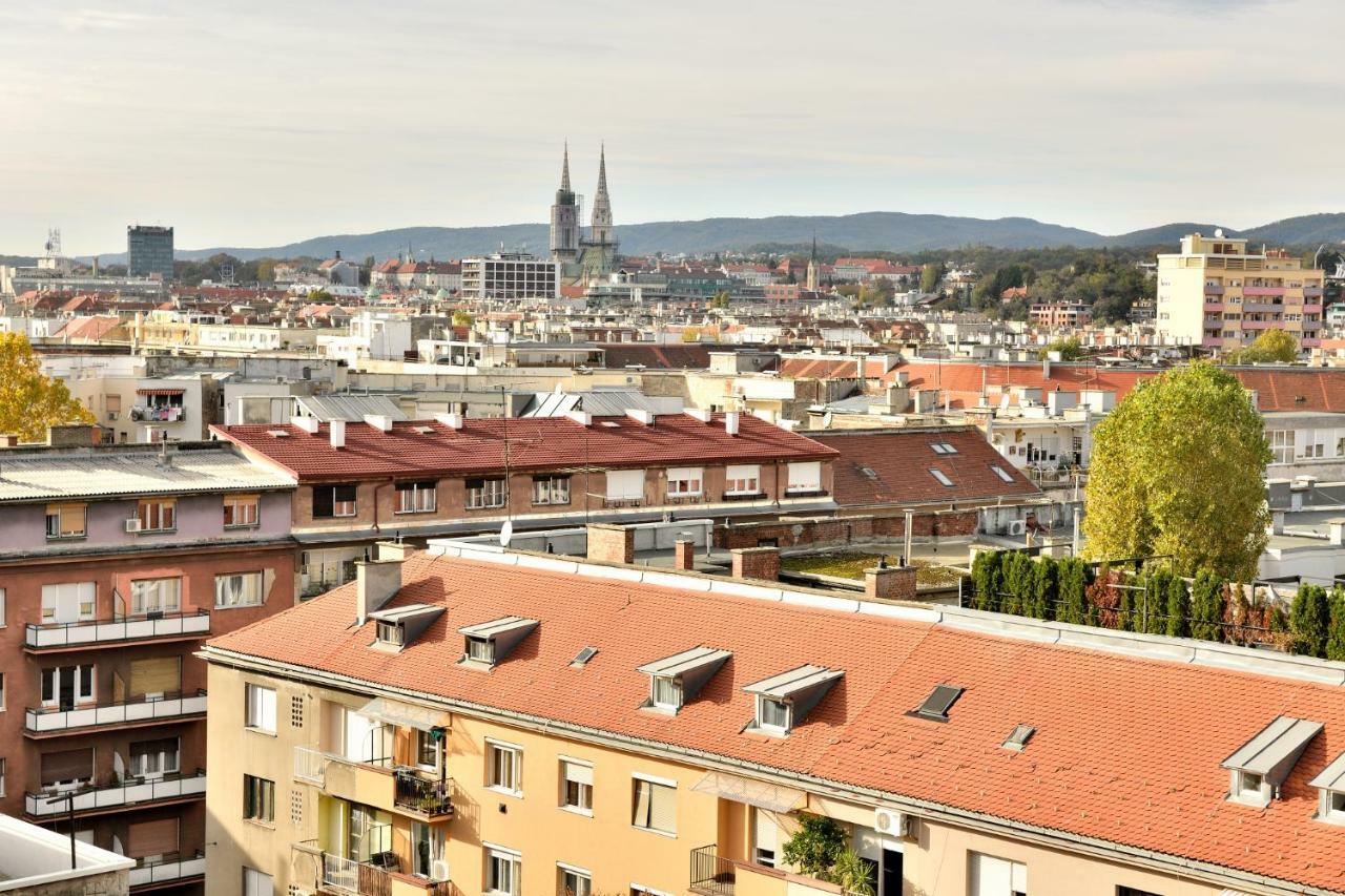 Apartment Myhome Zagreb Bagian luar foto