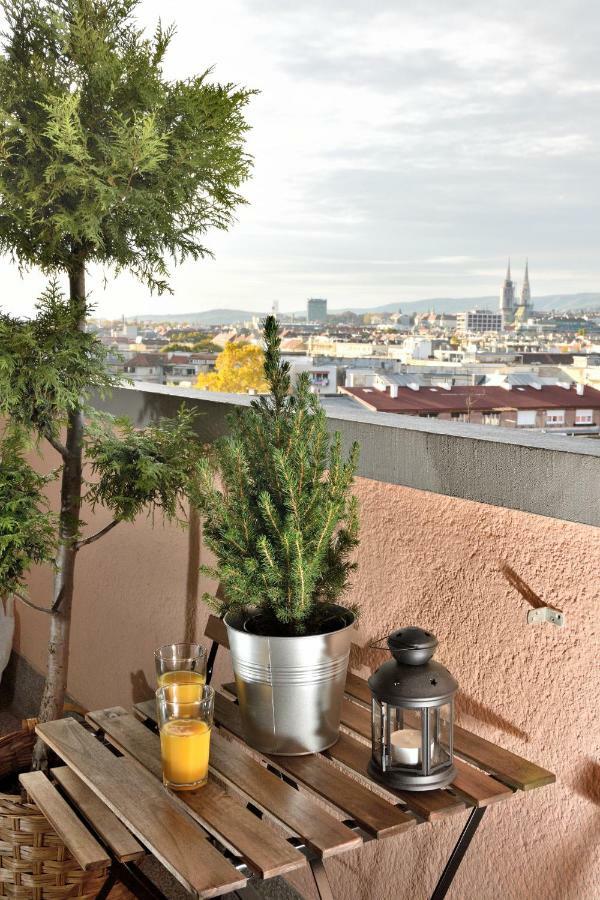 Apartment Myhome Zagreb Bagian luar foto